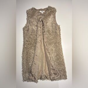 Simply Noelle Textured Vest in Taupe